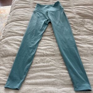 Beyond Yoga Aqua Leggings Small